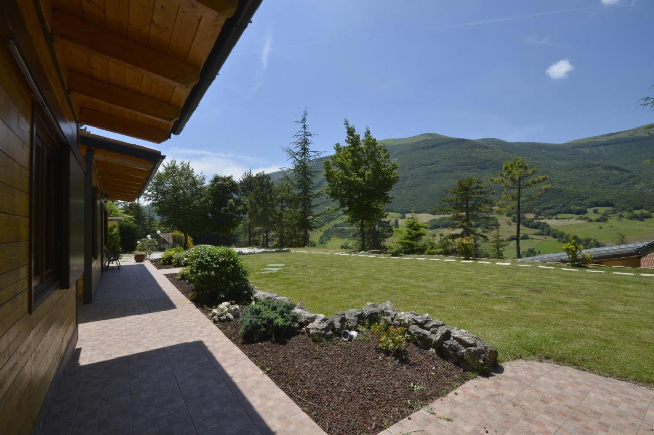Hotel Pineta Ristorante Country House In Fabriano Campodonico  Dış mekan fotoğraf